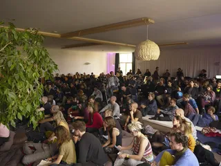 ״חומרים פסיכדליים פותחים את הדמיון המטפורי והנרטיבי שלך״. צילום מהכנס: Sangmin Lee