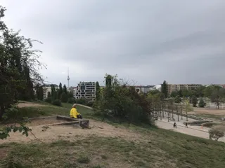 מאוור פארק שומם